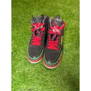 Nike Air Jordan Spizike Black/Red/Green Sneakers Size 6.5 Pre-Owned No Box
